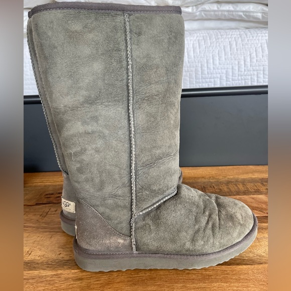 UGG Classic Tall Gray Boot - Picture 5 of 6